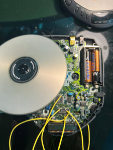 The Day the Discman Forgot Itself -  Circuit Bending Anti-Skip Protection